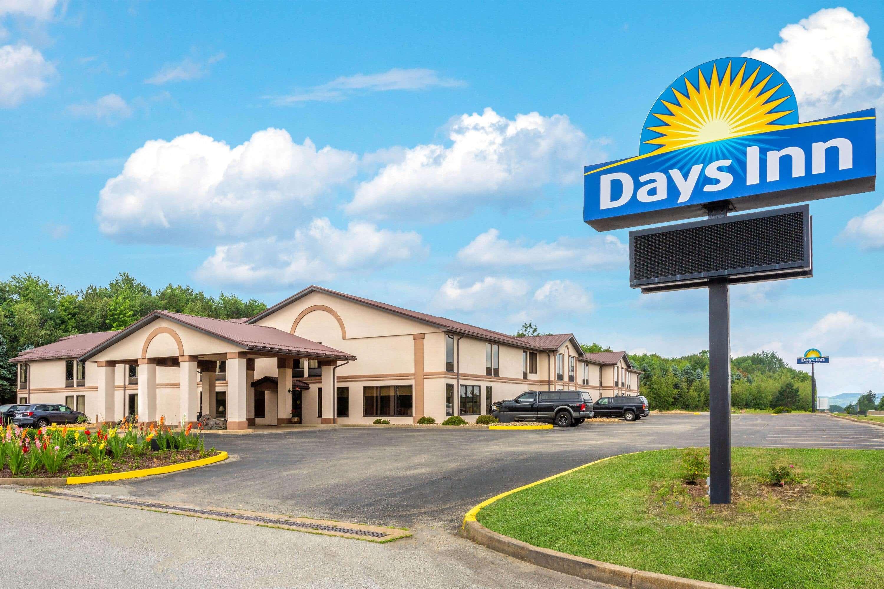 デイズ イン バイ ウィンダム ブレアーズビル Blairsville エクステリア 写真